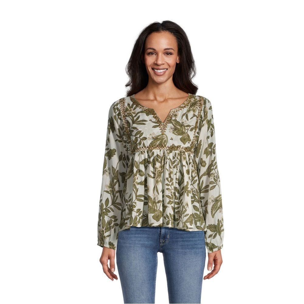 World Market Green and Cream Floral Blouse
